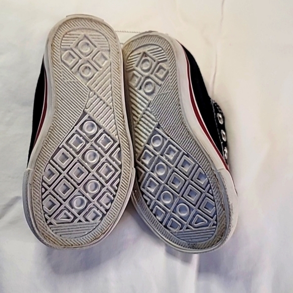 Gymboree slip on - Picture 3 of 4